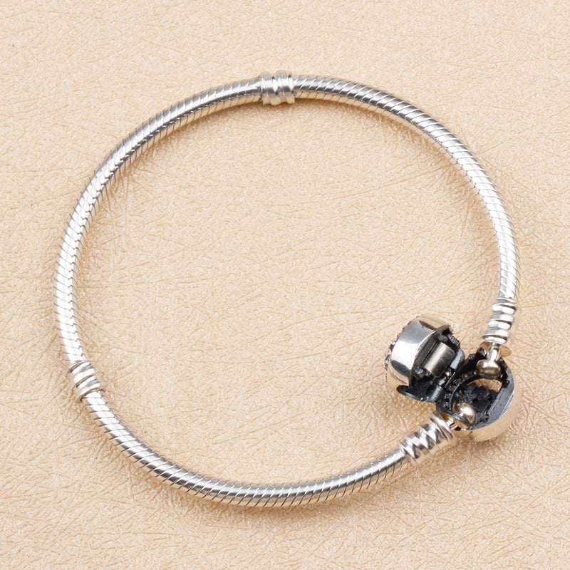 S925 sterling silver fashion personality European and American bracelets Magnolia snake bone chain free DIY beaded pendant sterling silver jewelry
