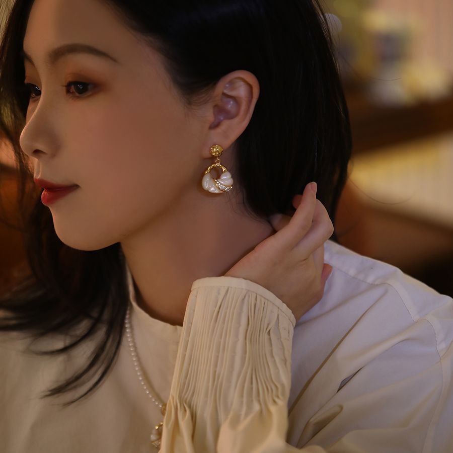 Fashion Simple Delicate Earrings